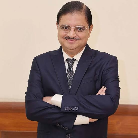 Dr (Hon) Sanjay Tandon